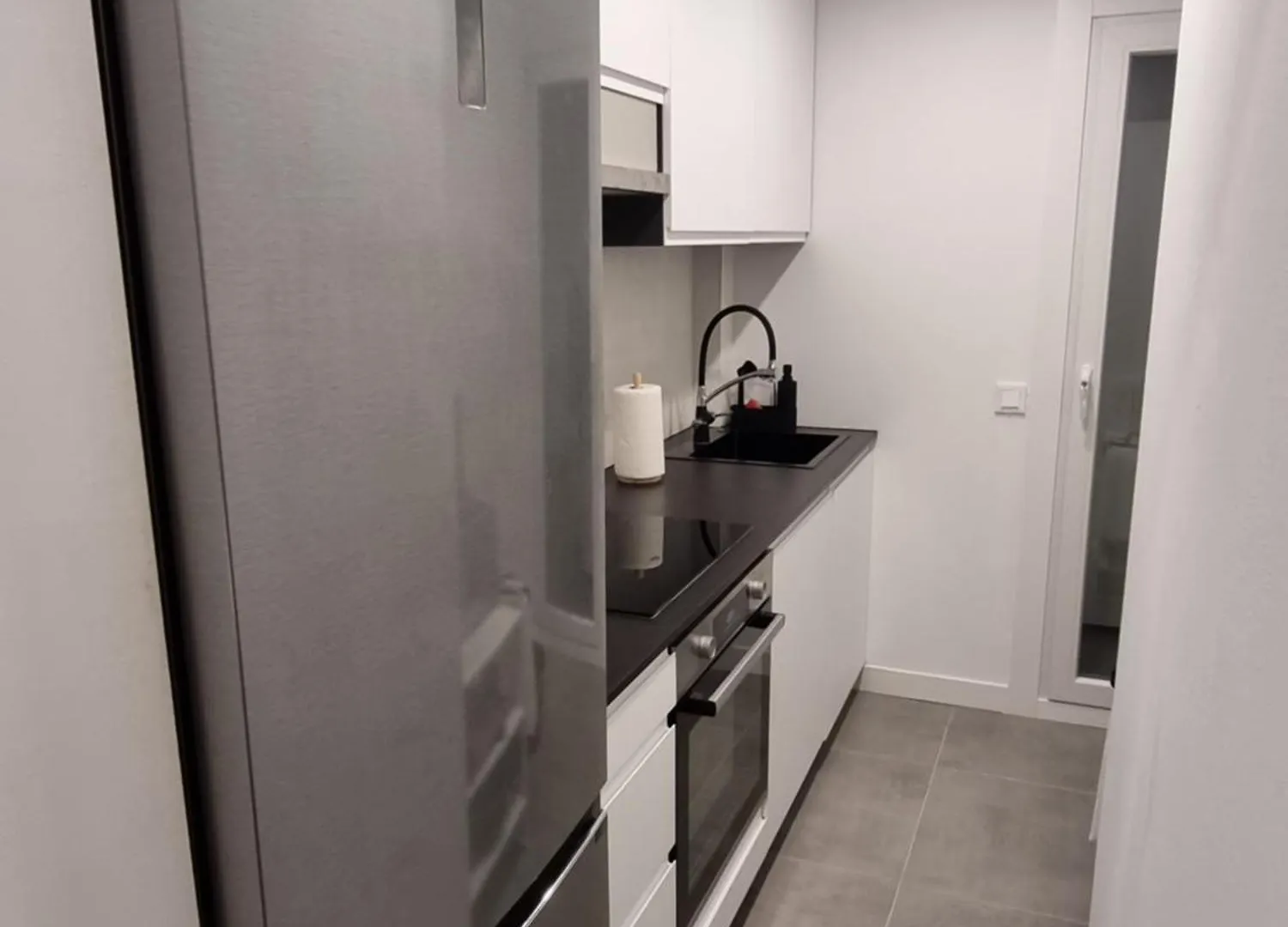 Apartamento Nines Moderno Y Centrico, En Zona Tranquila Cerca De La Playa プラヤ・デアロ 0*,  スペイン